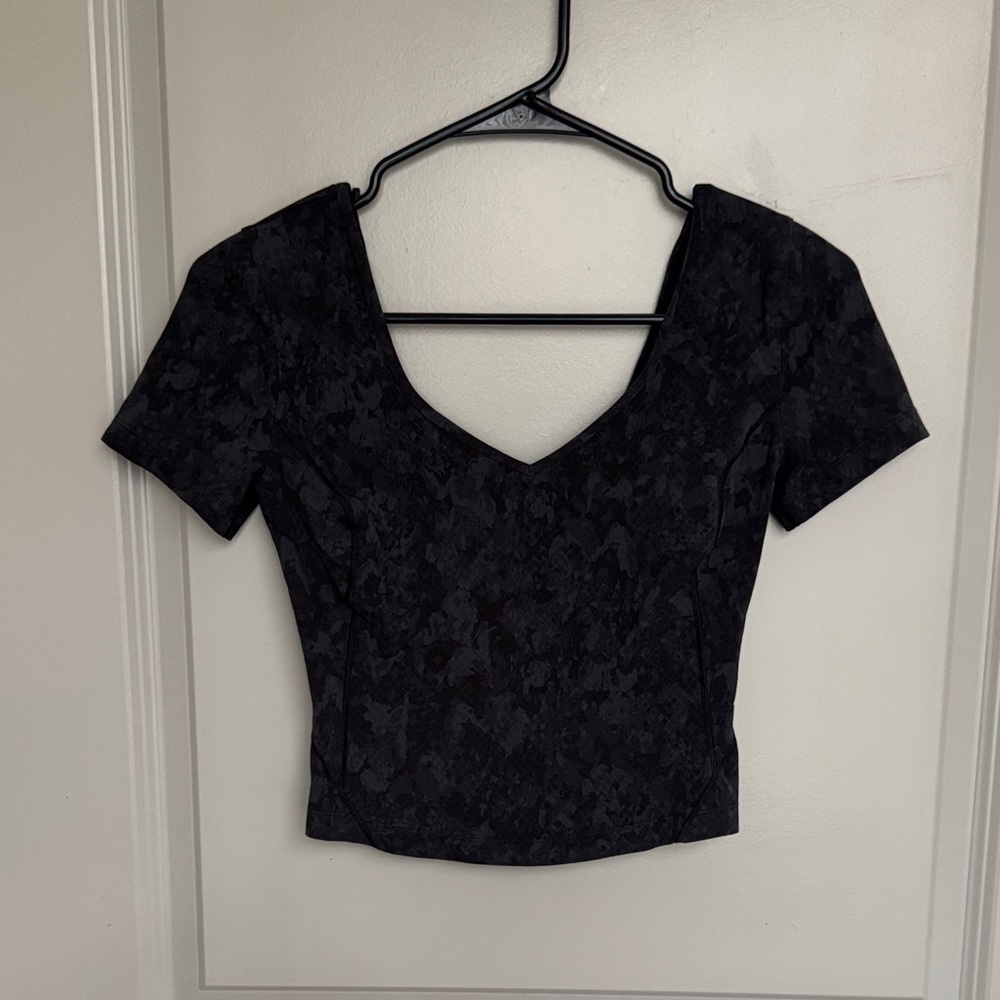 NWOT Lululemon Align Short Sleeve V-Neck Top